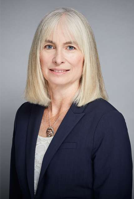 Real_Estate_2012/Wendy_Waters-579_FCropped.jpg
